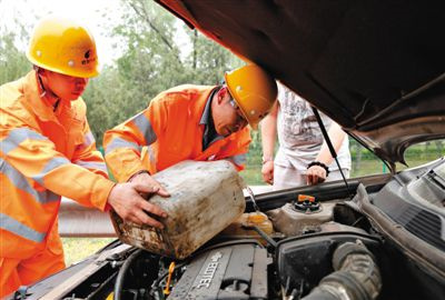 鹿寨剑阁道路救援